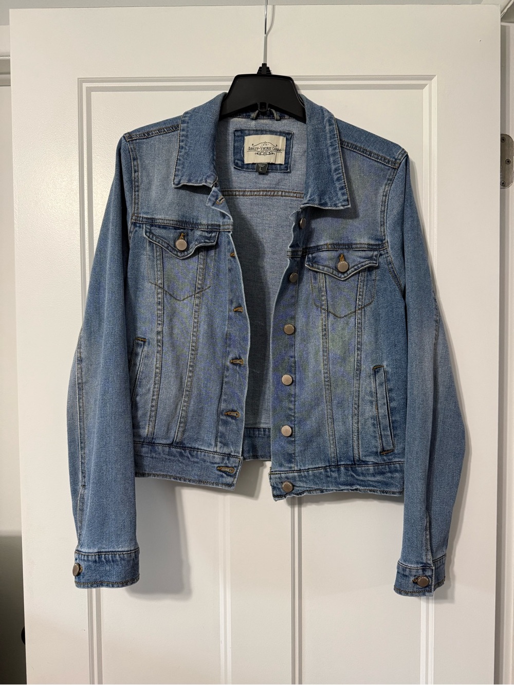Women’s Denim Jacket